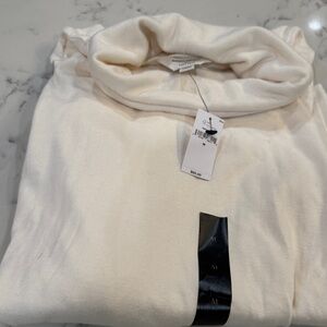 Banana Republic Cream Turtleneck Sweater